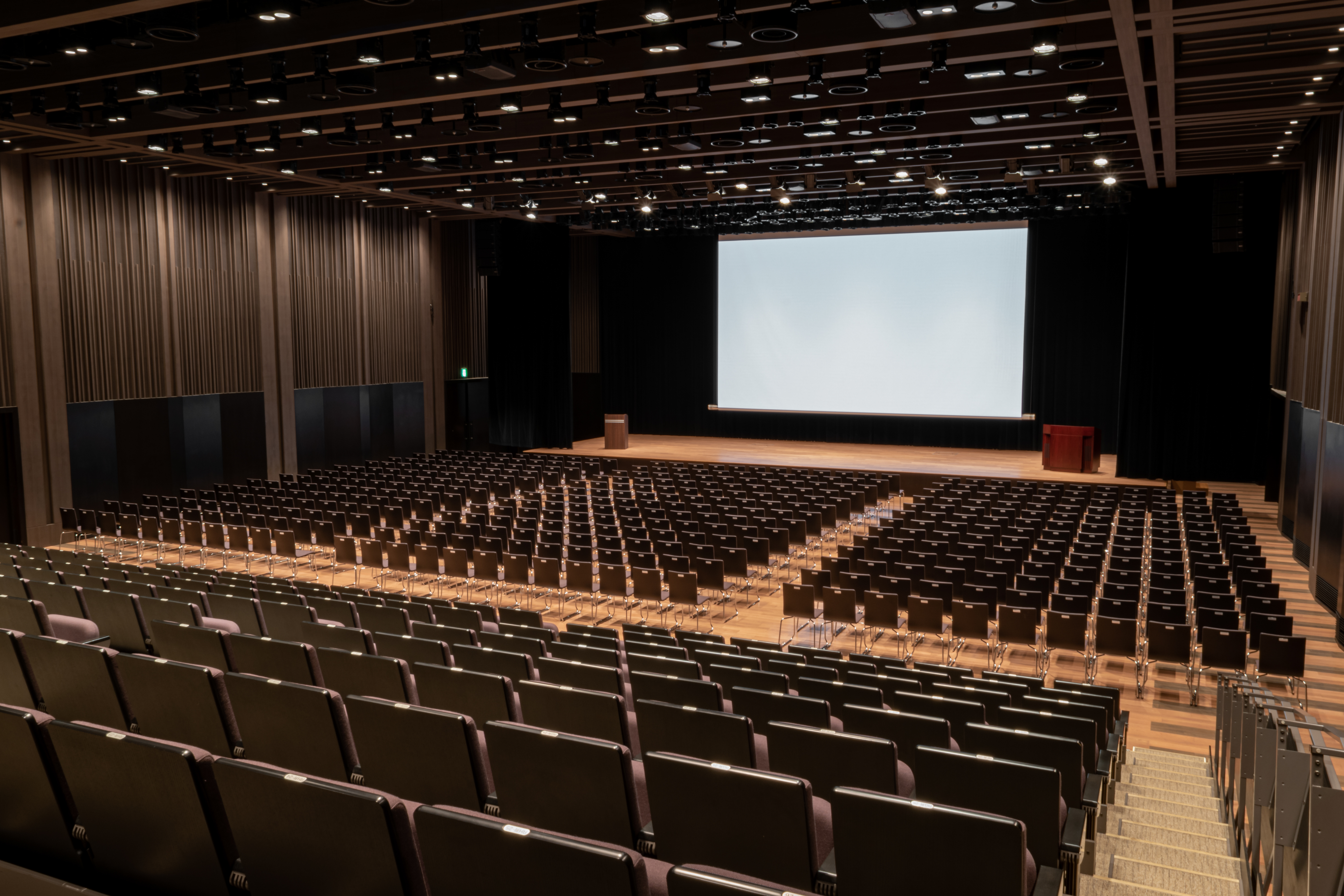 日本橋三井ホール